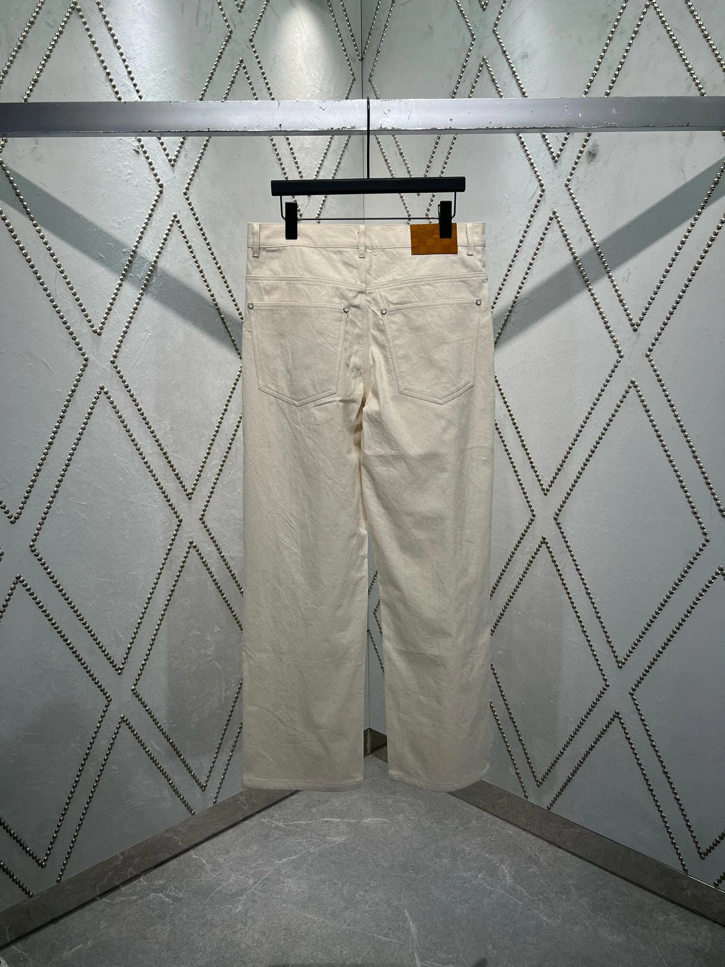 &wg.luxury-- 8V item:E-F000C1114